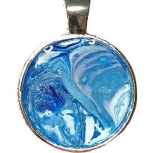 NWOT Wearable Art Necklace, Fluid Art Pendant